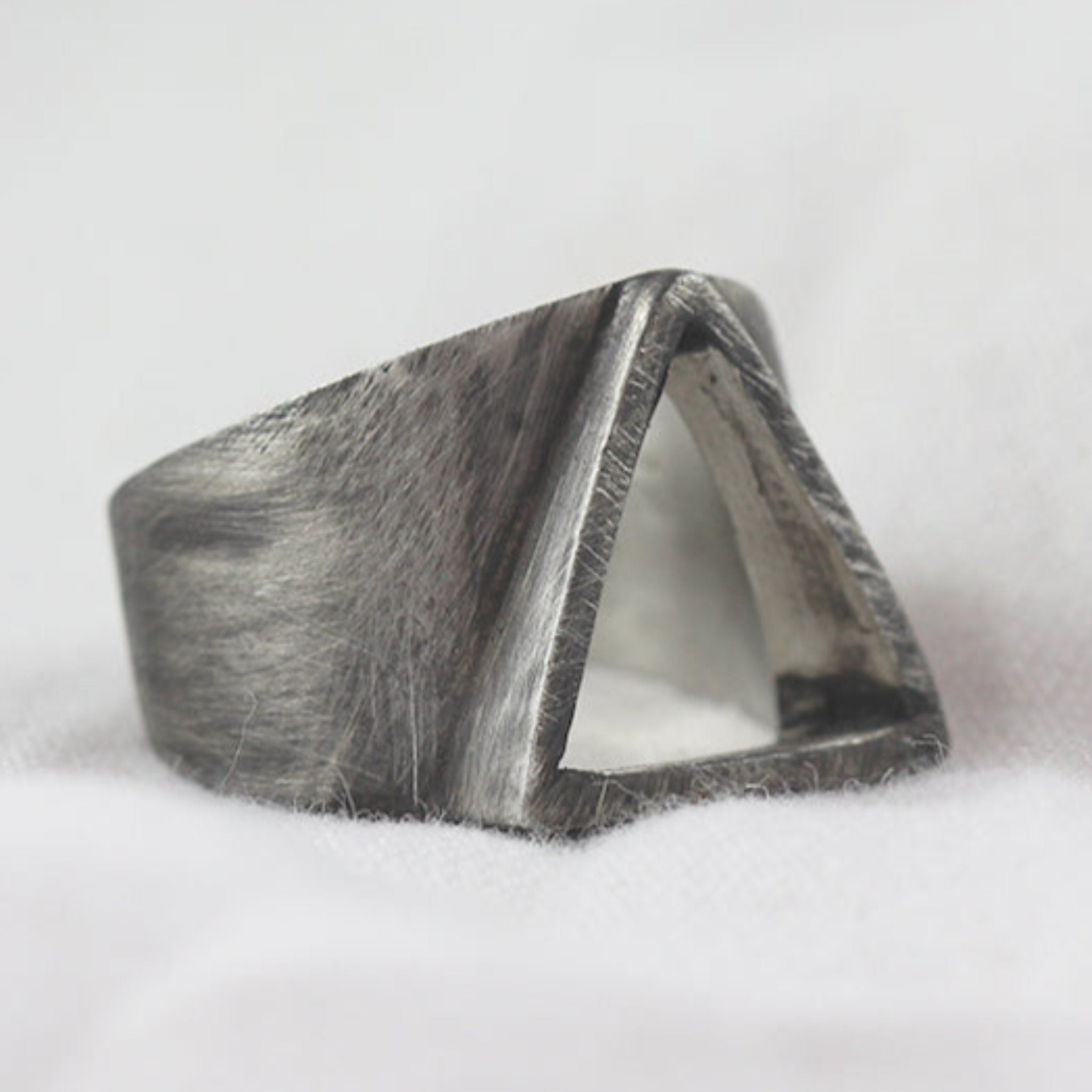 geometric ring, modern design